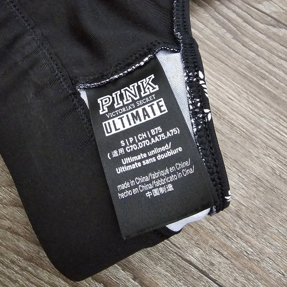 Pink Victoria's Secret sports brablack with logo and latice front size Small - Picture 4 of 4